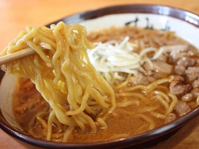 中太ちぢれ麺