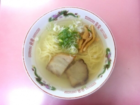 函館ならではの塩ラーメン！