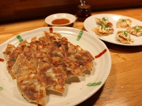 一口餃子