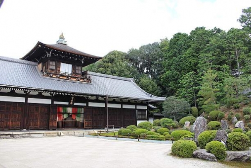 通天橋からつながる開山塔院「開山堂」