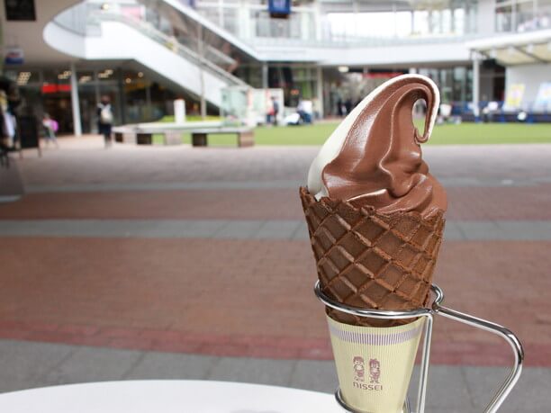 ベルギー産のクーベルチョコレートソフトクリーム