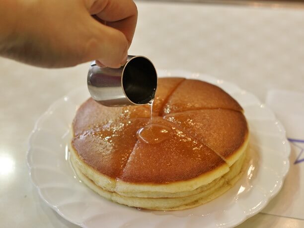 シンプルなホットケーキ