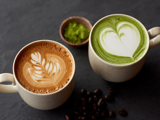 カフェラテと抹茶ラテ