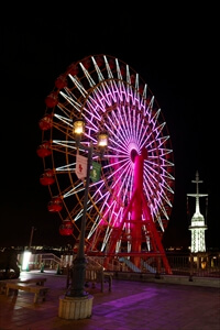 夜のモザイク大観覧車