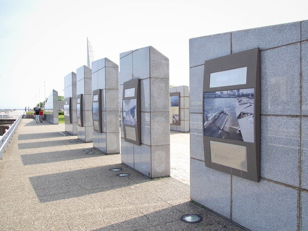 壁の展示