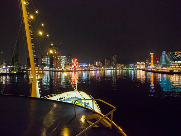 船から見る夜景