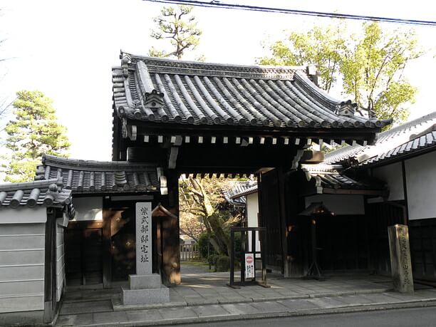 廬山寺