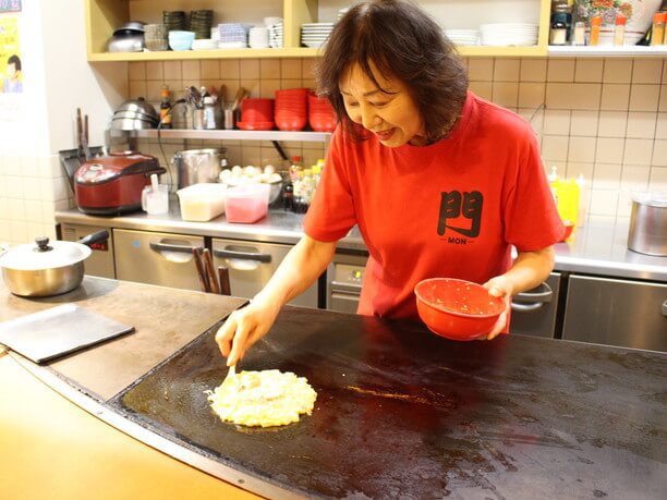 名物おかみ岡田さん