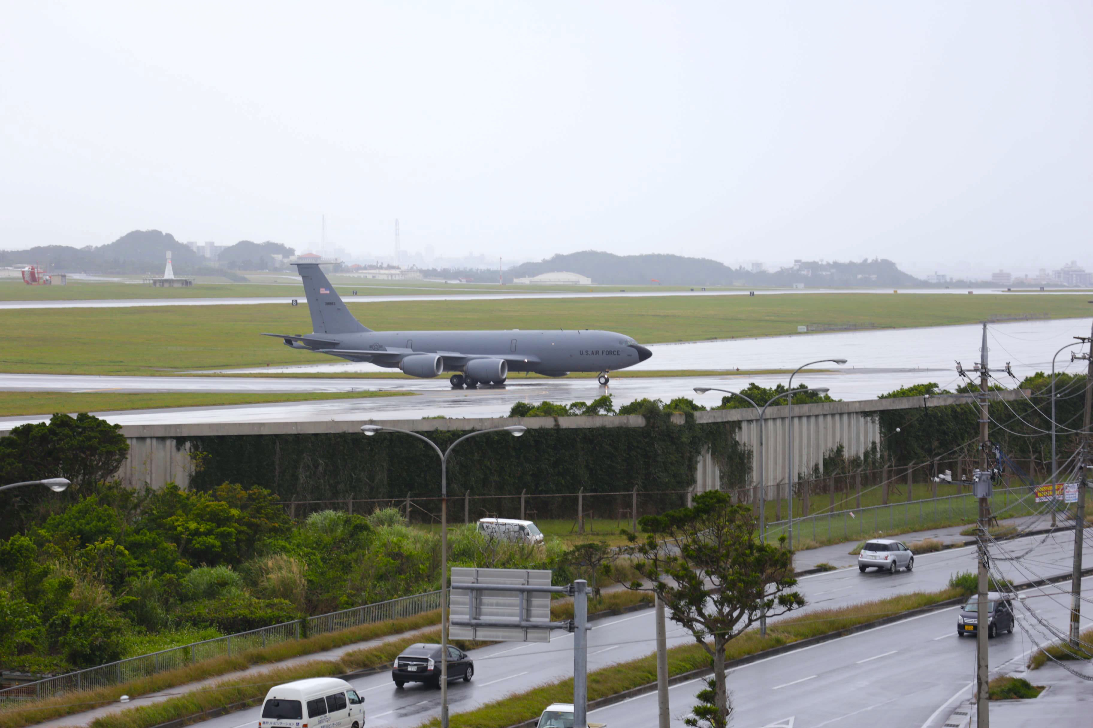 空中給油機