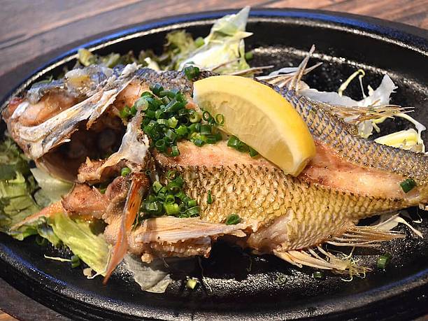 近海魚のバター焼き