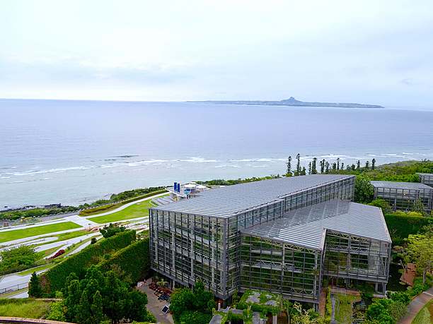 伊江島や東シナ海のパノラマビュー