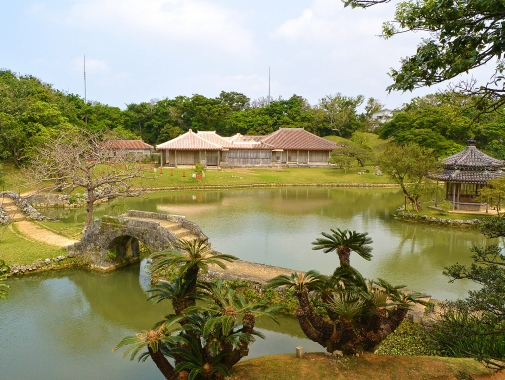 識名園の庭園