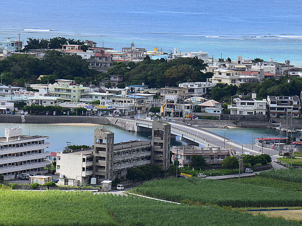 天ぷらで有名な奥武島