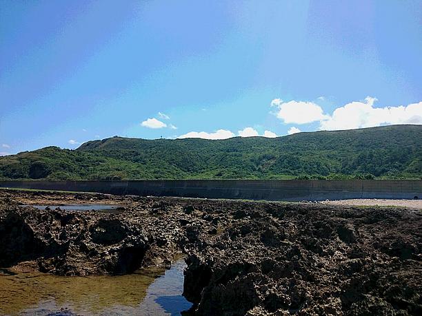 沖縄の青い海