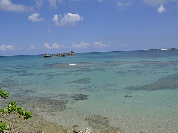 浜比嘉島リゾートホテル前にあるビーチ