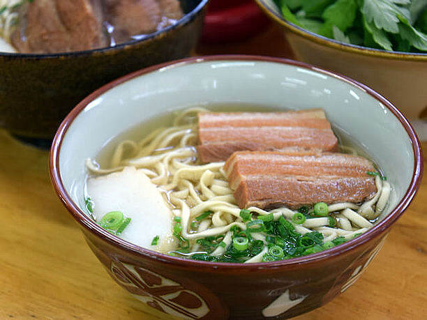 三枚肉そば