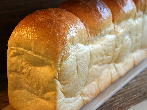 一斤の食パン