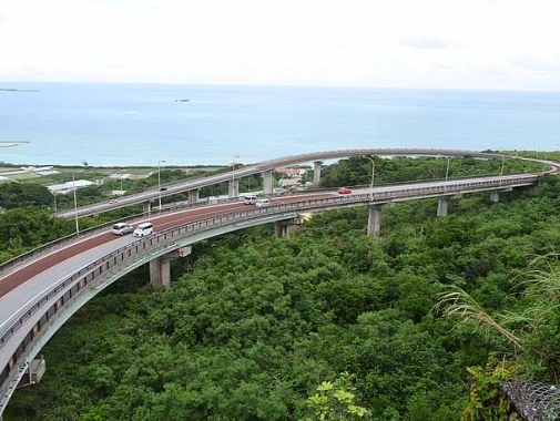 ニライカナイ橋