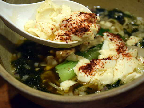 ゆし豆腐しょうゆラーメン