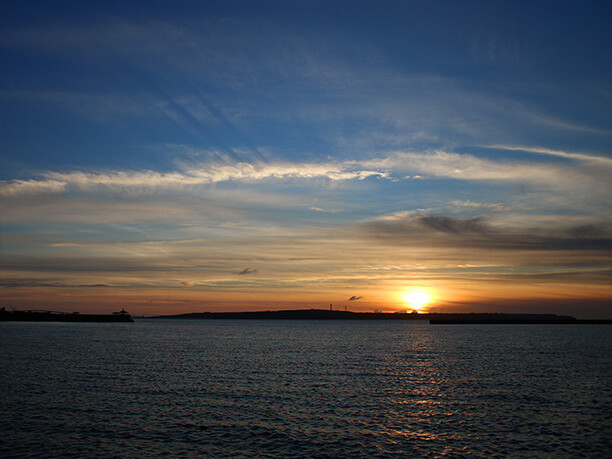 伊良部島に沈む夕日