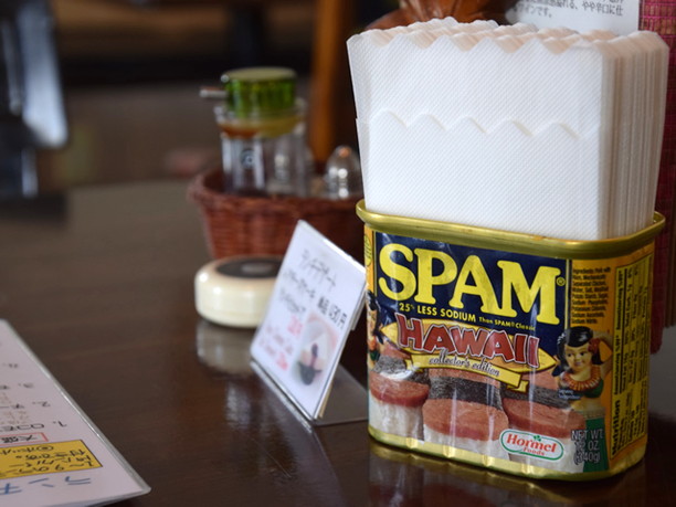 ハワイのSPAM空き缶に入った紙ナプキン