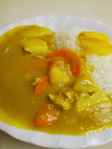 黄色いカレー