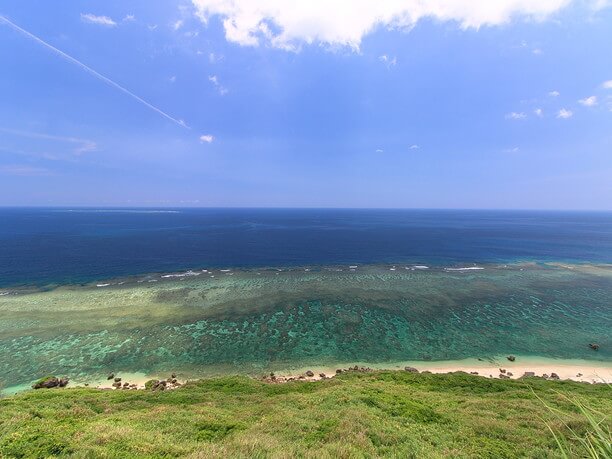 東シナ海のダイナミックな景色