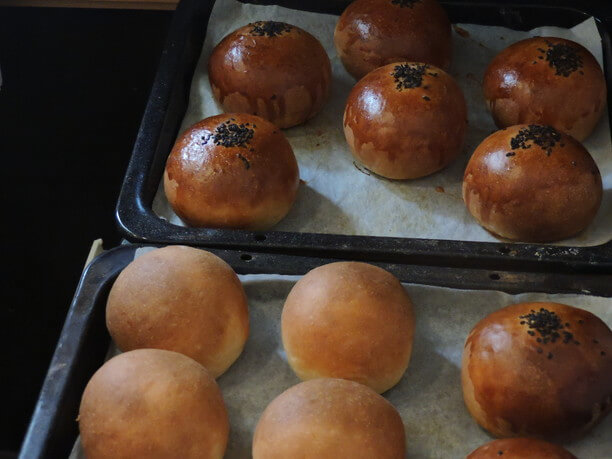 焼きたてのパン