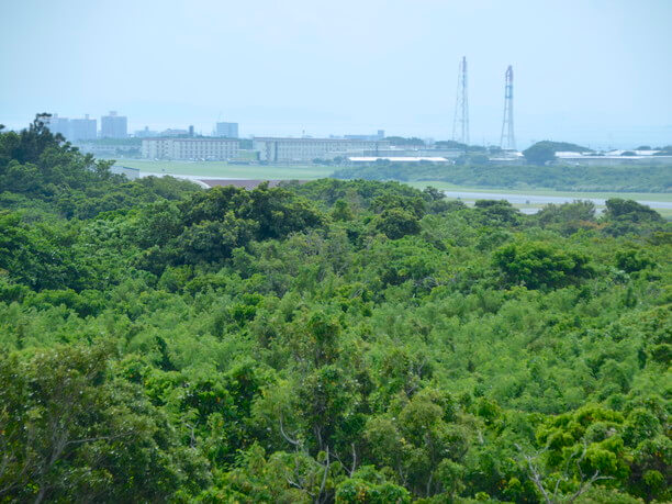 普天間基地