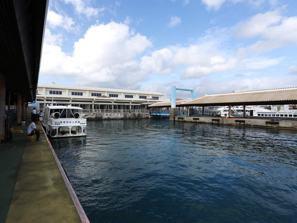 石垣港離島ターミナル海側外観