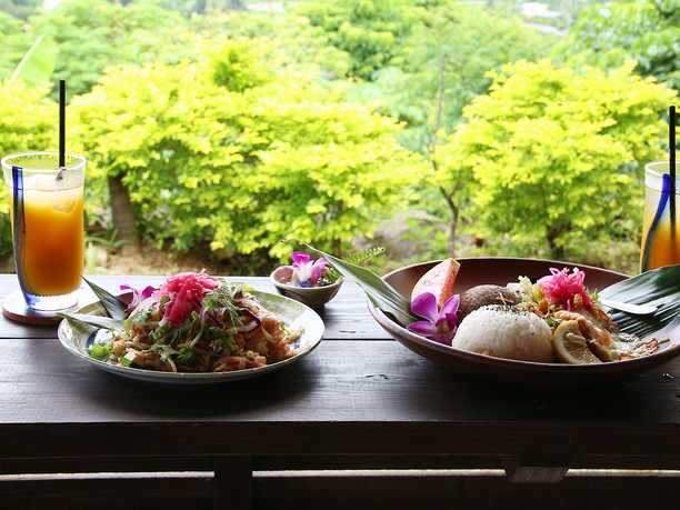 カラフルな料理