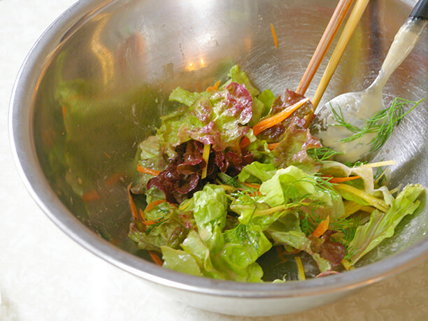 鮮やかな野菜を使った料理