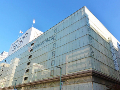 松屋銀座の全景