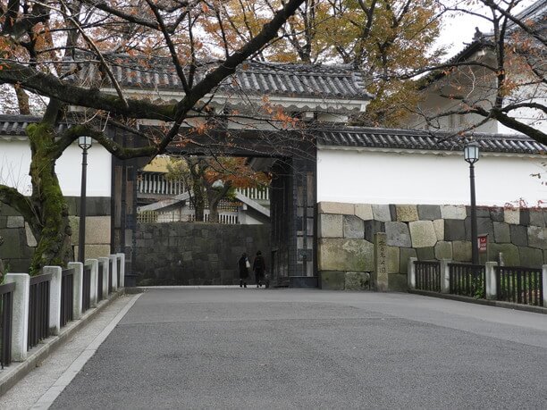 北の丸公園の田安門