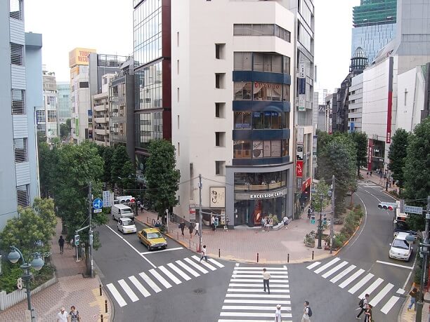 渋谷のど真ん中ならではの風景